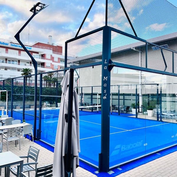Pista de pádel en La Masó Sports Club