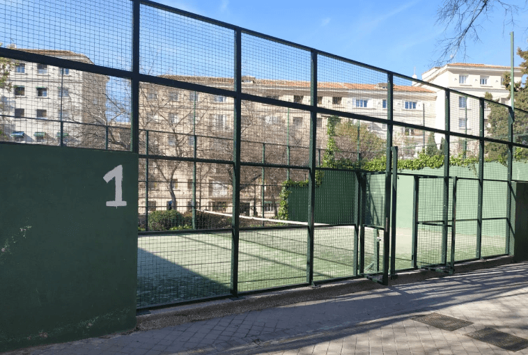 Pista de pádel en Polideportivo Eva Duarte