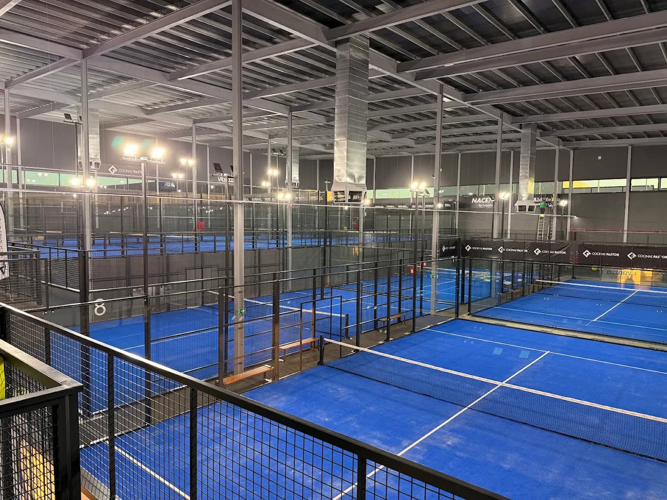 Pista de pádel en Avanzza Padel
