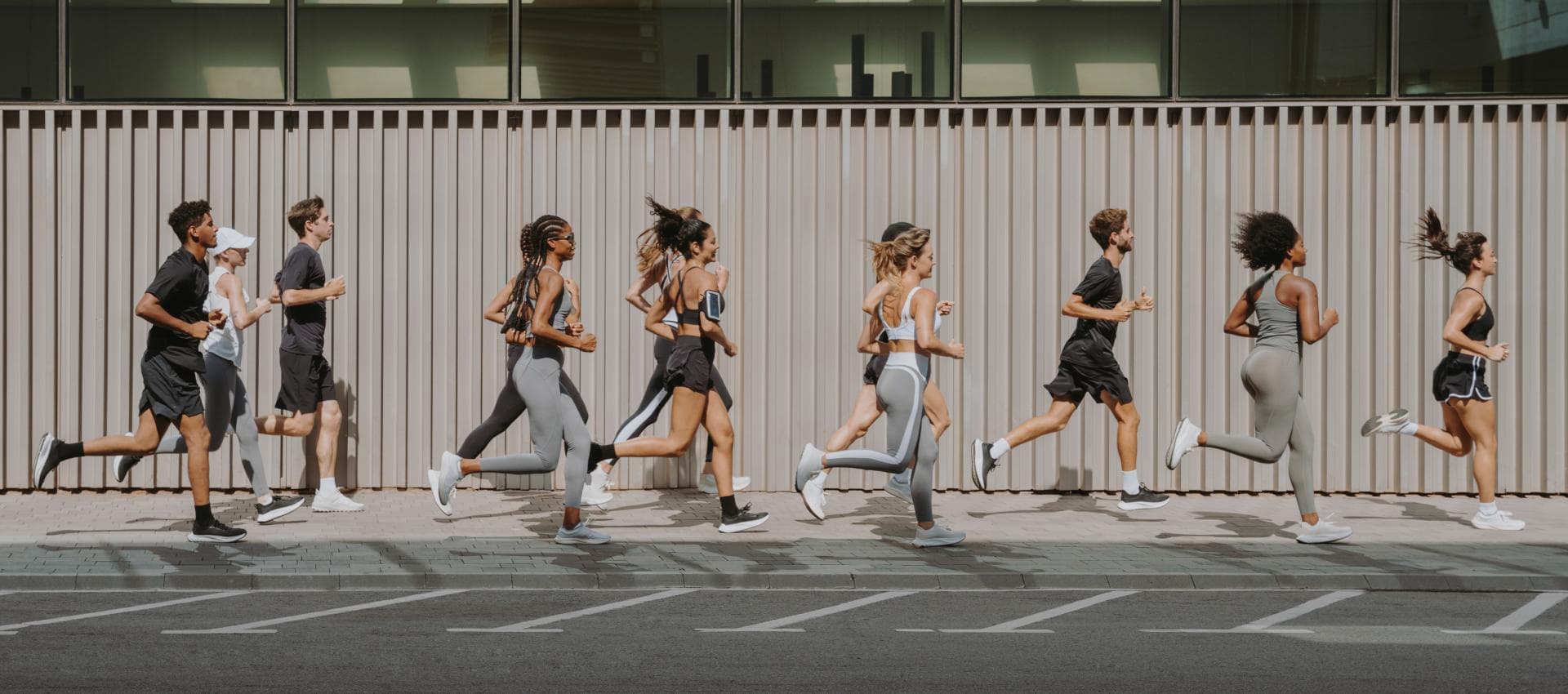 OYSHO RUNNING CLUB Madrid X Padel Team Gourmet